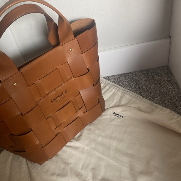 SHINOLA DETROIT -The Large Bixby Basket Bag - Picture 8 of 9